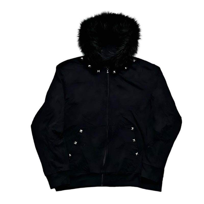 Queen of Velvet - Royal Fleece Majlis